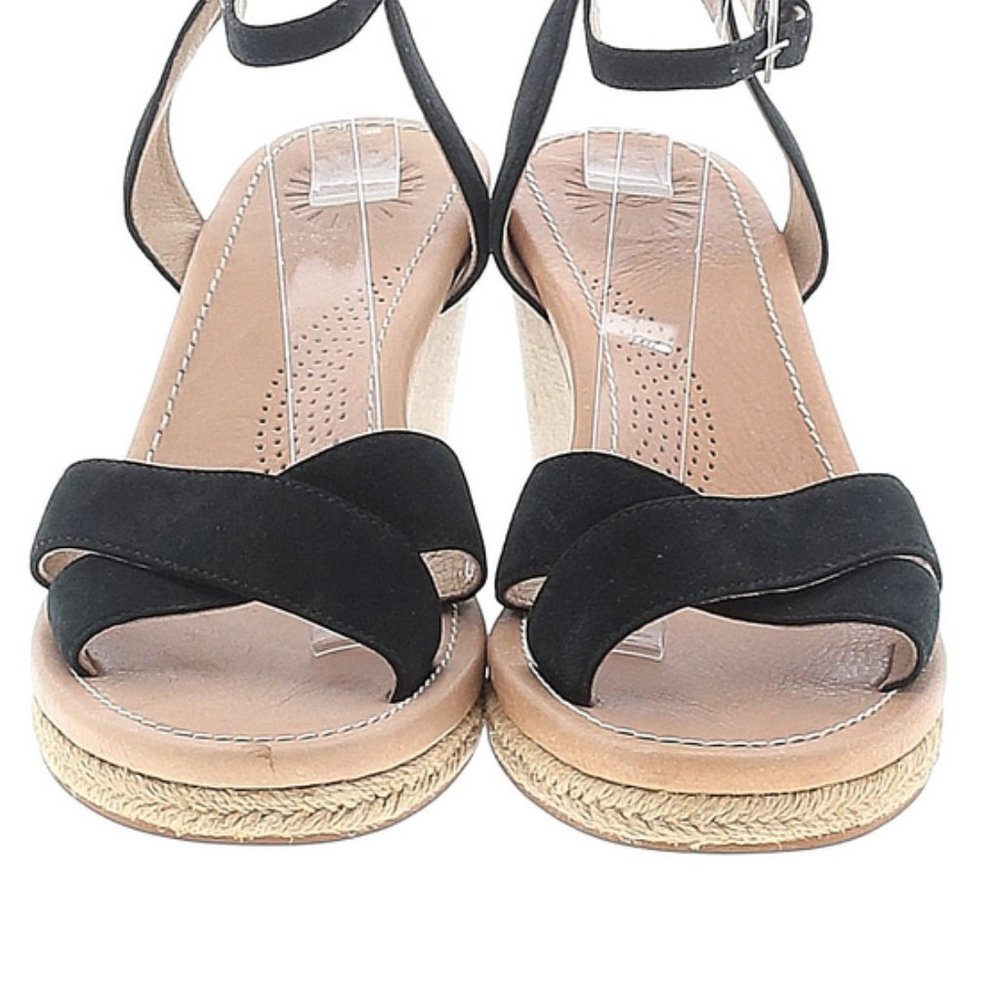 Gorgeous Ugg Wedges - image 3